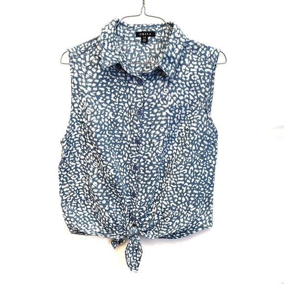 Bundle of 3 Crop Blouses - Picture 8 of 10